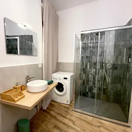 Tatil Evi Simi Palombini, Con Giardino